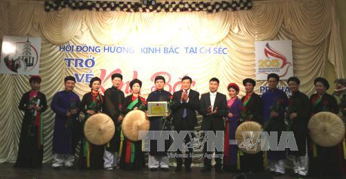 Gìn giữ hồn Việt qua làn điệu Quan họ tại CH Séc
