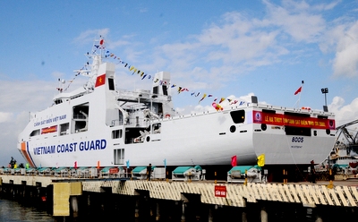 Hạ thủy tàu Cảnh sát biển 8005