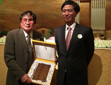 Nhà văn Trần Mai Hạnh nhận Giải thưởng Văn học ASEAN năm 2015