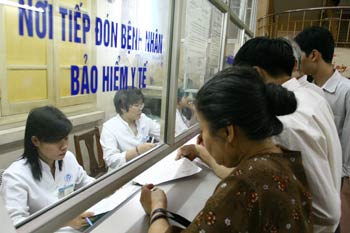 Ban hành cơ chế quản lý và sử dụng nguồn thu bảo hiểm xã hội, bảo hiểm y tế, bảo hiểm thất nghiệp