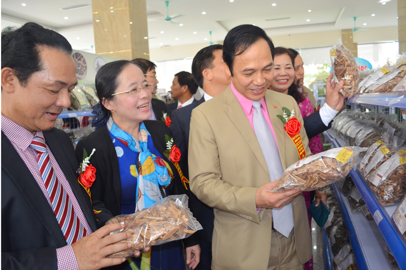 Khai trương Trung tâm OCOP Quảng Ninh tại TX Đông Triều