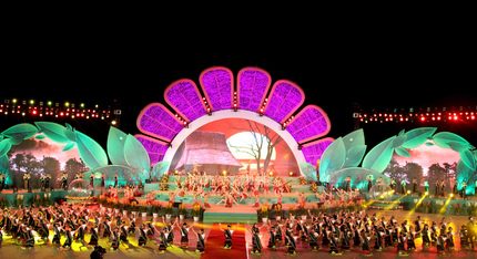 Khai mạc Festival hoa Đà Lạt lần thứ VI năm 2015