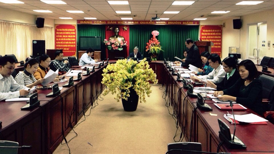 Đẩy mạnh việc học tập và làm theo tấm gương đạo đức Hồ Chí Minh
