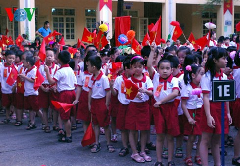 Nghệ An Chấn chỉnh tình trạng lạm thu trong trường học