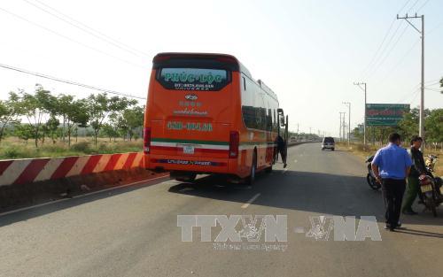 Bình Phước Va chạm giữa ô tô khách và xe máy khiến 2 người tử vong