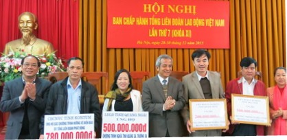 Trên 168 tỷ đồng ủng hộ chương trình “Nghĩa tình Hoàng Sa, Trường Sa”