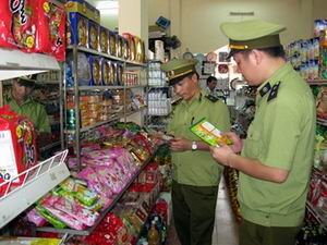 Tập trung đấu tranh chống buôn lậu, gian lận thương mại