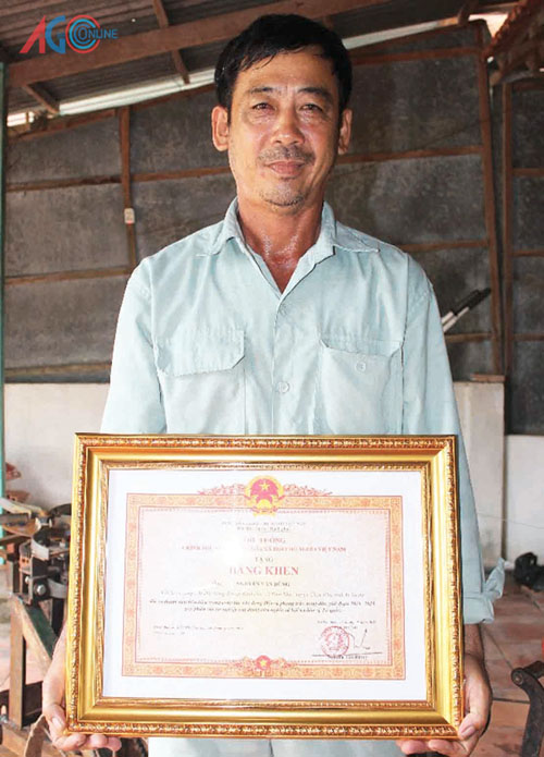 Ông chủ của các loại máy nông nghiệp được nhận Bằng khen của Thủ tướng