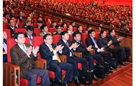 Phát huy tinh thần đoàn kết, dân chủ, trí tuệ, đổi mới
