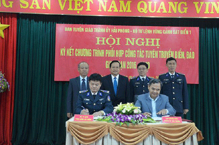 Ký kết Chương trình phối hợp tuyên truyền biển đảo
