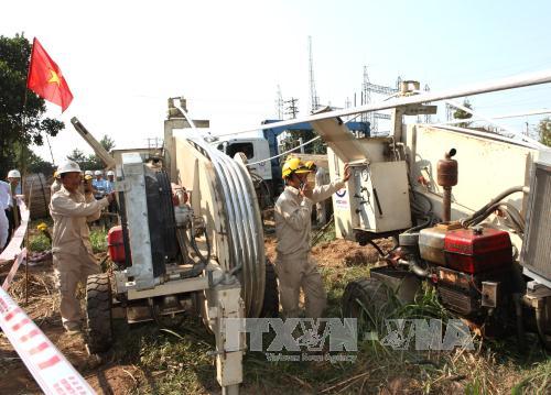 Nối lại liên kết lưới điện 220kV Bắc - Trung