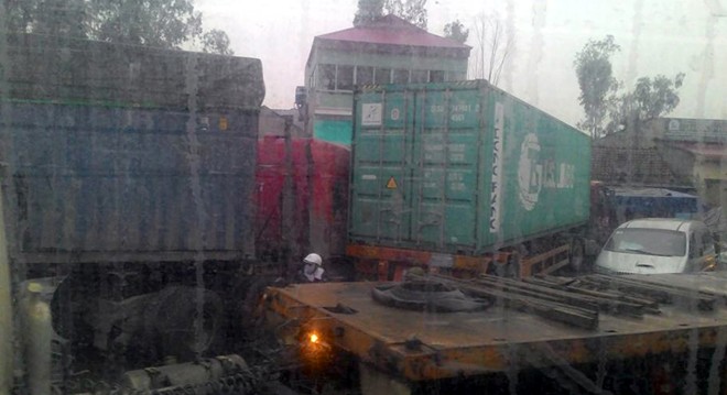 Hải Dương Tai nạn giao thông, Quốc lộ 5 ùn tắc trong nhiều giờ