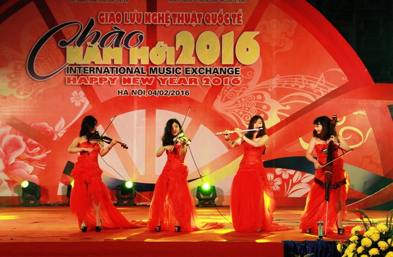 Giao lưu nghệ thuật quốc tế “Chào Năm mới 2016”