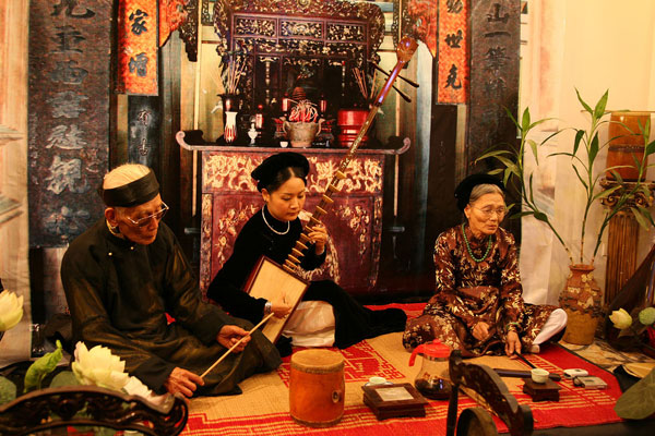 Hưng Yên Để Ca trù ra khỏi tình trạng cần được bảo vệ khẩn cấp