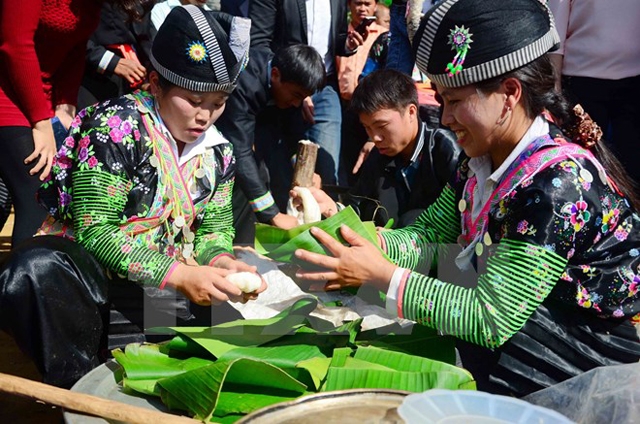 Ngày hội văn hoá dân tộc Mông toàn quốc lần thứ II