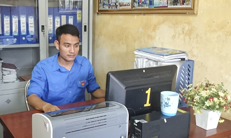 Thanh niên tiên tiến làm theo lời Bác