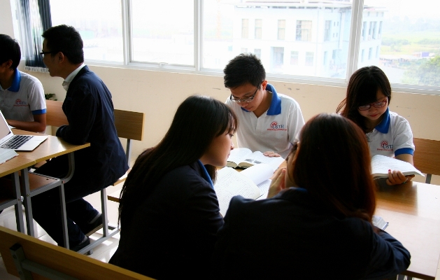 Chuyển đổi cơ quan chủ quản 2 trường Đại học