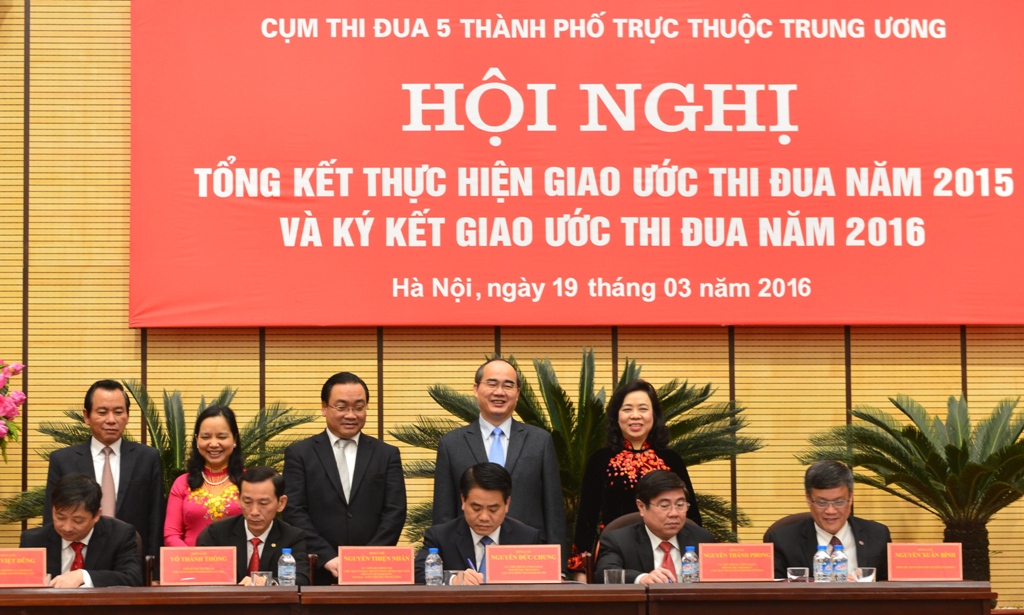 Cụm thi đua 5 thành phố trực thuộc Trung ương tổng kết giao ước thi đua năm 2015
