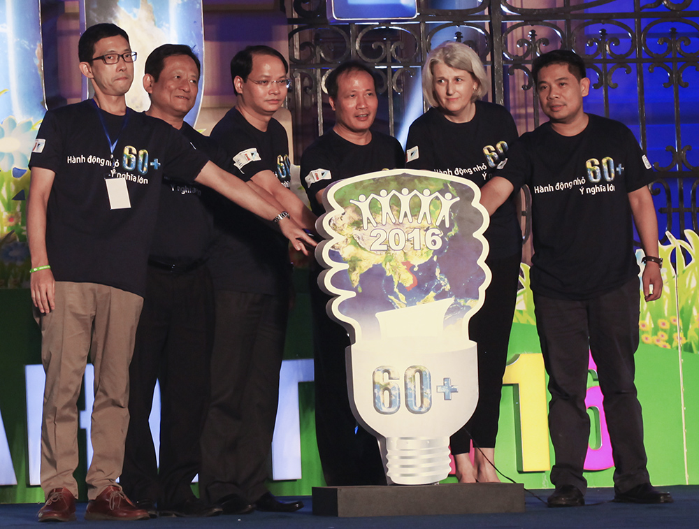 Giờ trái đất 2016 Thắp sáng hành động vì biến đổi khí hậu