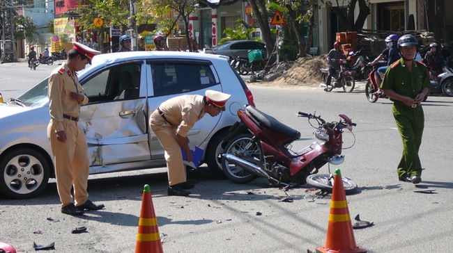 Ngày đầu kỳ nghỉ lễ, 34 vụ tai nạn giao thông