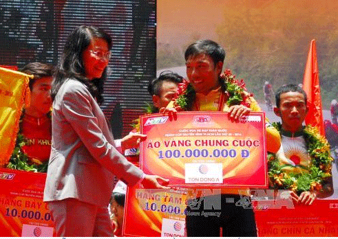 Giải đua xe đạp toàn quốc Cúp truyền hình Thành phố Hồ Chí Minh 2016 Tay đua Nguyễn Trường Tài giành Áo vàng chung cuộc