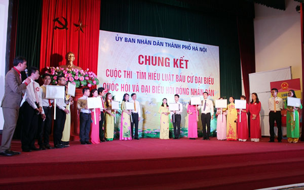 Hà Nội Chung kết cuộc thi “Tìm hiểu Luật Bầu cử đại biểu Quốc hội và đại biểu HĐND”