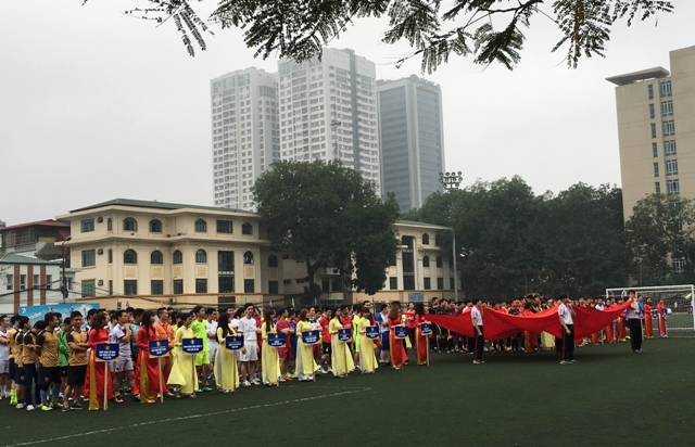 Khai mạc Giải Bóng đá mini Cúp Báo Lao động Thủ đô lần thứ II, năm 2016