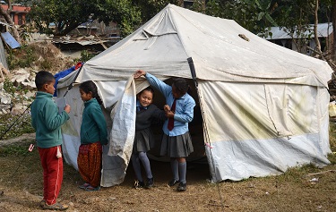 Nepal 1,6 triệu trẻ em được trở lại lớp học sau động đất
