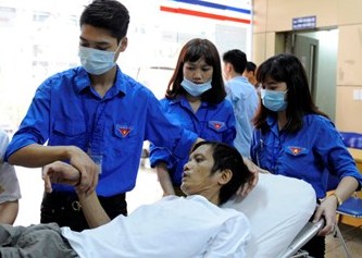 Tiếp thêm sức lực cho người bệnh