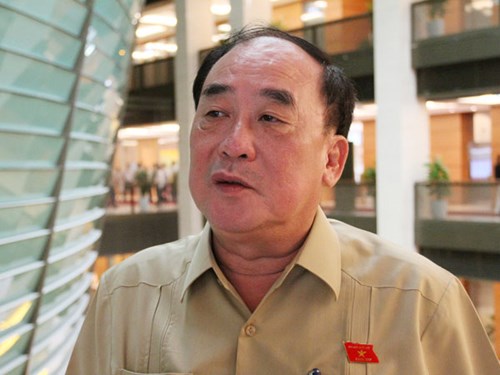 Đại biểu Quốc hội lo lắng về nguy cơ ô nhiễm và cạn kiện nguồn nước