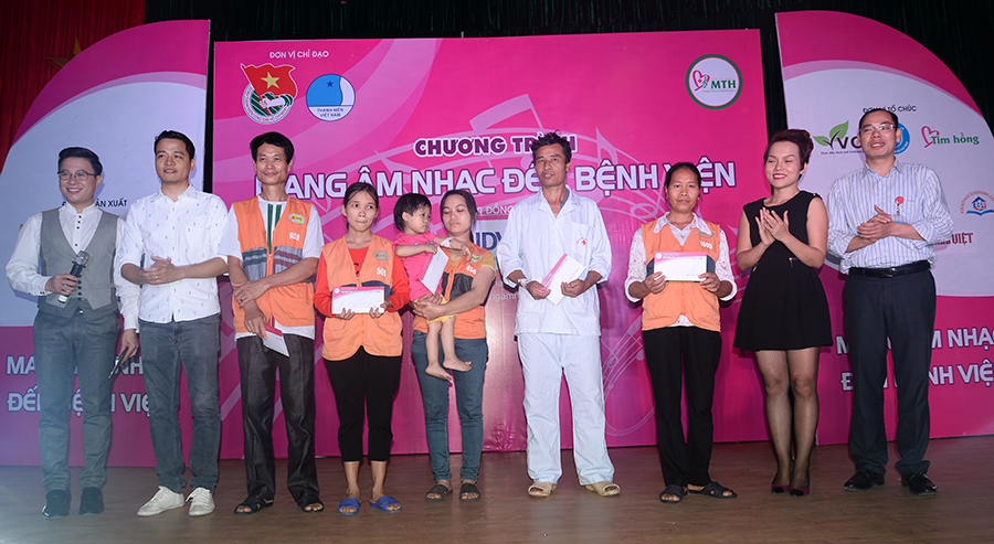 Viện Huyết học và Truyền máu Trung ương với Chương trình “Mang âm nhạc đến bệnh viện”