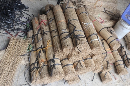 Nghề làm tăm ở Ứng Hòa Hà Nội  Cần có sự quy hoạch đồng bộ để phát triển bền vững