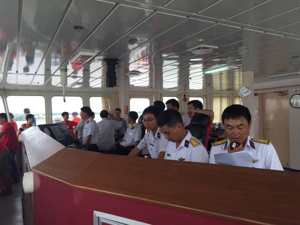 Đoàn công tác Ban Tuyên giáo Trung ương và các cơ quan, địa phương bắt đầu chuyến thăm Trường Sa