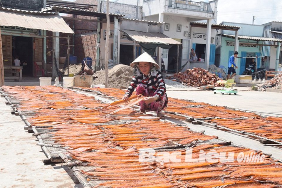 Tấm gương phụ nữ điển hình làm kinh tế giỏi