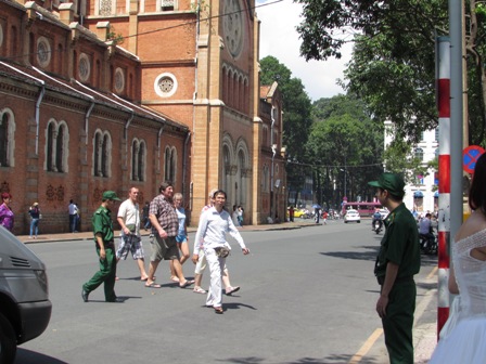 Thành phố Hồ Chí Minh đón 2,1 triệu khách quốc tế