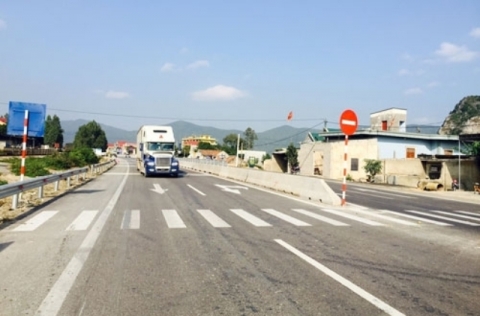 Kiên quyết đình chỉ thu phí các công trình đường bộ BOT vi phạm chất lượng