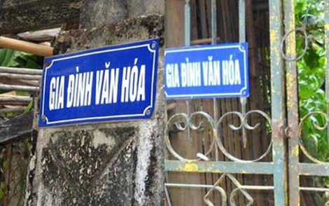 “Gia đình văn hóa” – Điển hình của bệnh thành tích