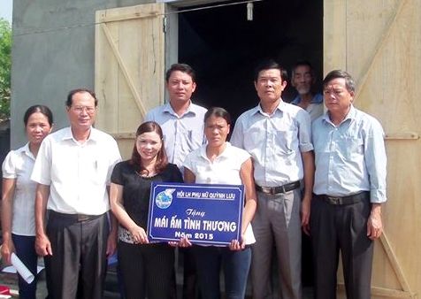 13,3 tỷ đồng, trên 5 nghìn tấn gạo giúp đỡ 70 614 hộ gia đình phụ nữ nghèo