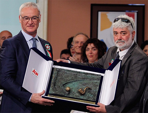 Ranieri giành giải HLV hay nhất Italia năm 2016