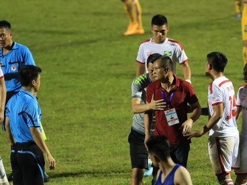 V-League và nỗi ám ảnh trọng tài