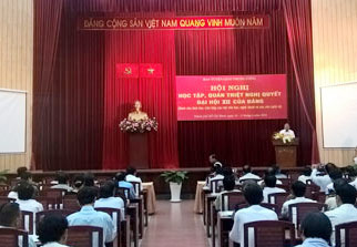 Quán triệt Nghị quyết Đại hội XII của Đảng cho lãnh đạo Liên hiệp các hội văn học, nghệ thuật và các văn nghệ sỹ khu vực phía Nam