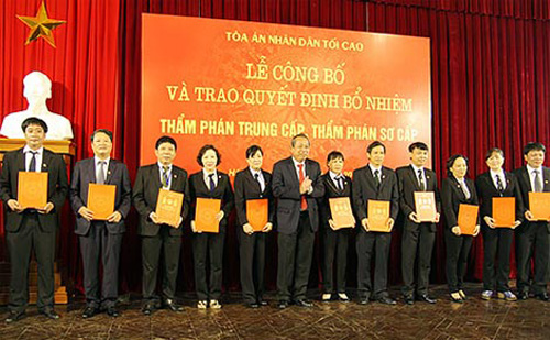 Đồng tình bổ sung thêm hàng nghìn Thẩm phán các cấp