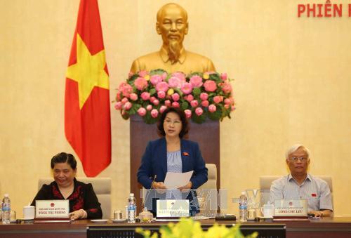 “Không lấy tiền bán cổ phần nhà nước chi cho người nghèo”