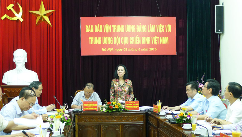 Đồng chí Trương Thị Mai làm việc với Hội Cựu chiến binh Việt Nam