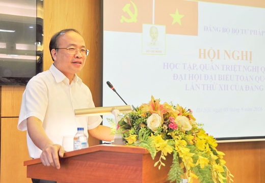 Đảng bộ Bộ Tư pháp học tập, quán triệt Nghị quyết Đại hội XII của Đảng