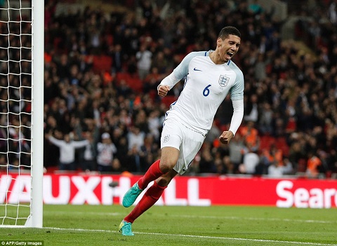 “Tam sư” hạ Bồ Đào Nha tại Wembley