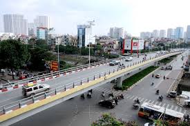 Đầu tư phát triển kết cấu hạ tầng giao thông vận tải đồng bộ