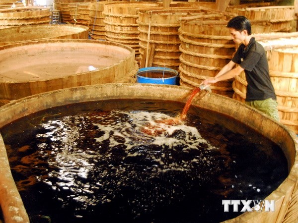 Khi những giá trị truyền thống thất thế ngay trên sân nhà