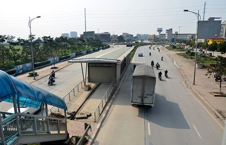 Xe buýt nhanh Hà Nội Ai chịu trách nhiệm về dự án nghìn tỷ tai tiếng