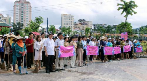 Vì một Hạ Long sạch, đẹp và thân thiện